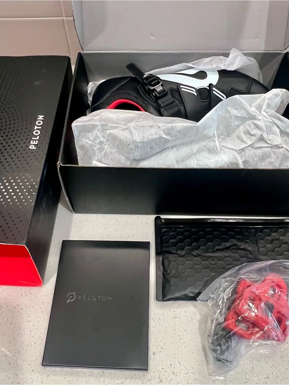 Peloton Cycle Shoes 43 NWT